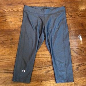 Under armor capris